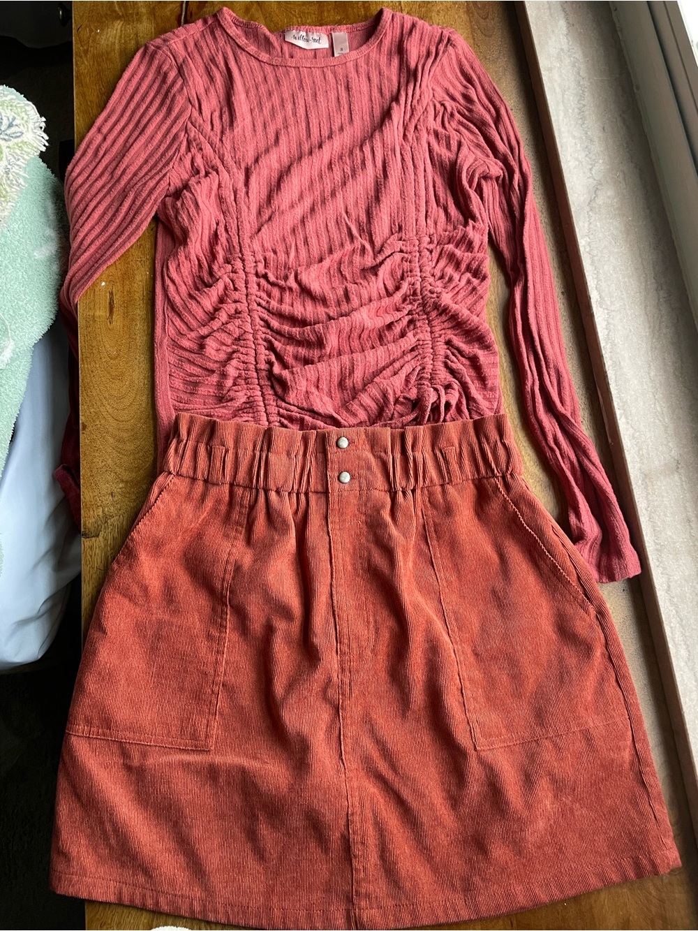 Rust Red Outfit Bundle Size Small Skirt and Tops - Picture 2 of 8